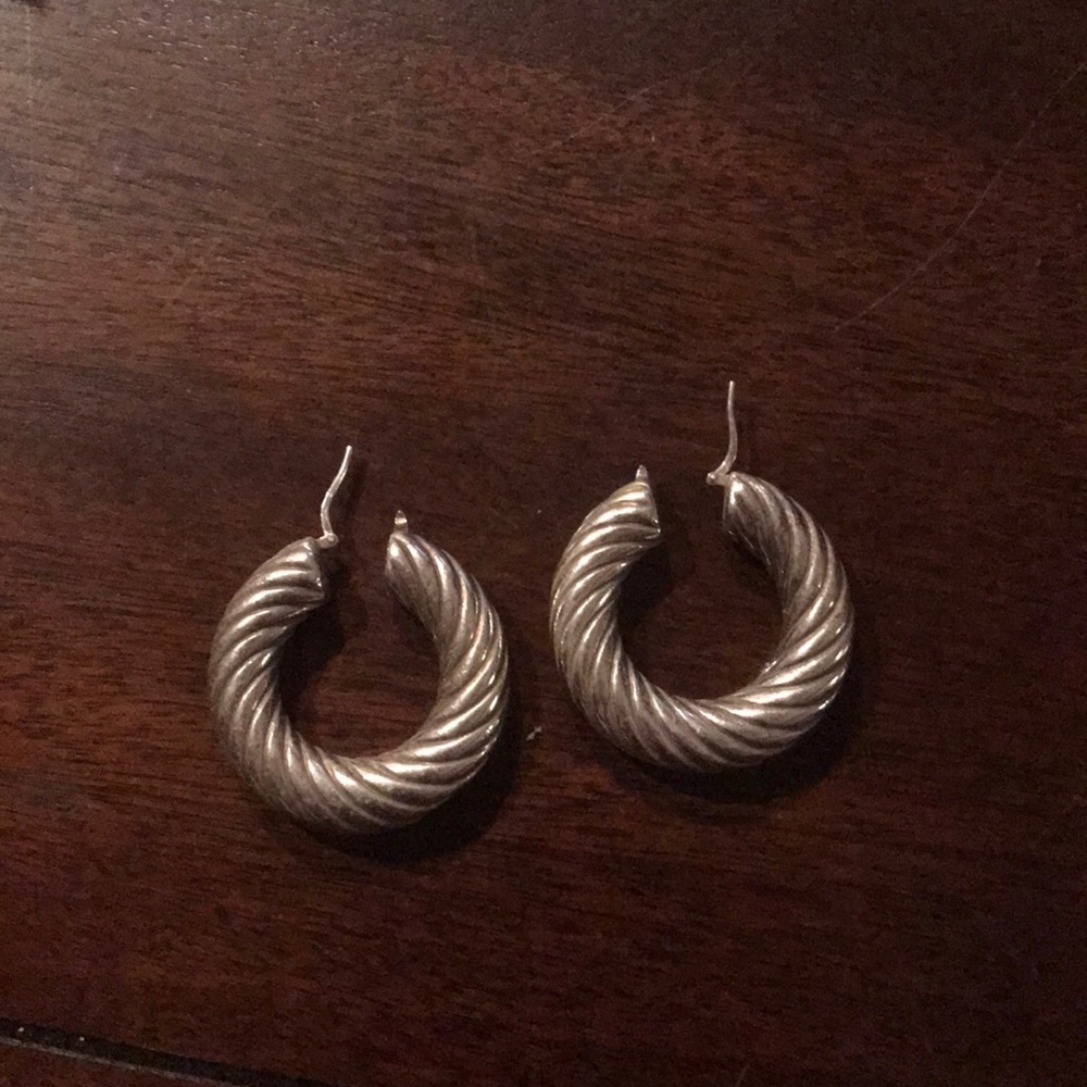 Super lightweight silver hoops